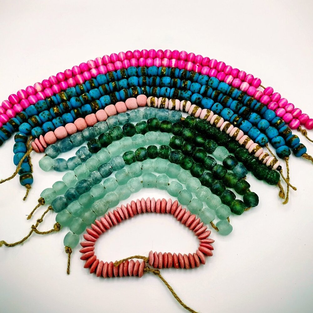 Beads detash lot: pink, blue, green Krobo beads